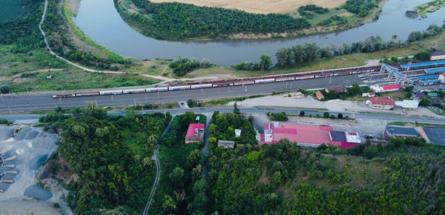 Teren intravilan în Pāulis Jud. Arad
